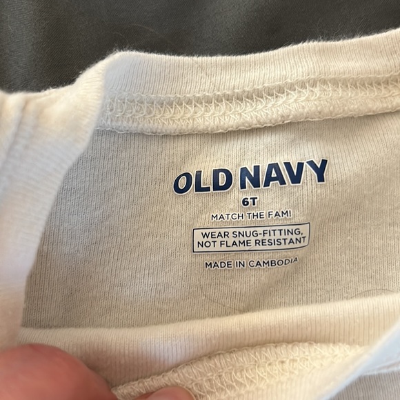 Kids unisex holiday PJs - Picture 4 of 5